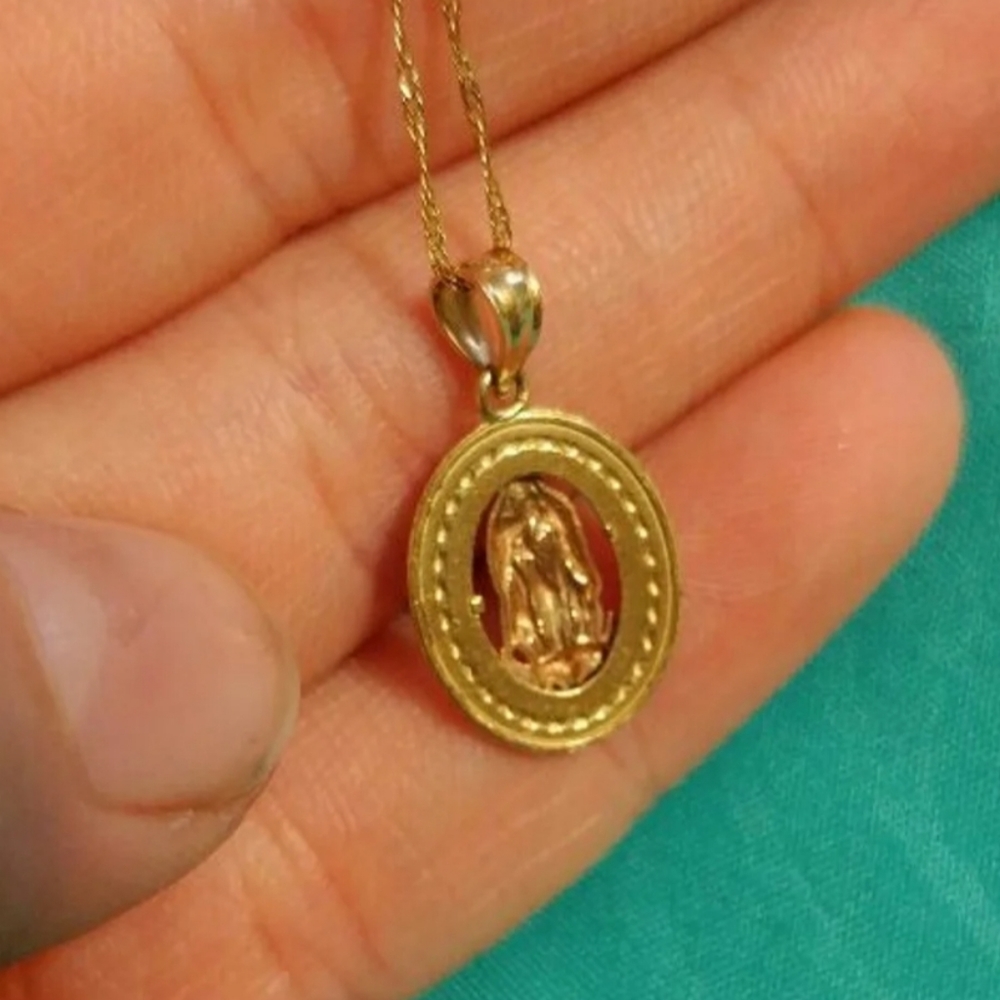14K Gold Virgin Mary Necklace - Picture 5 of 10